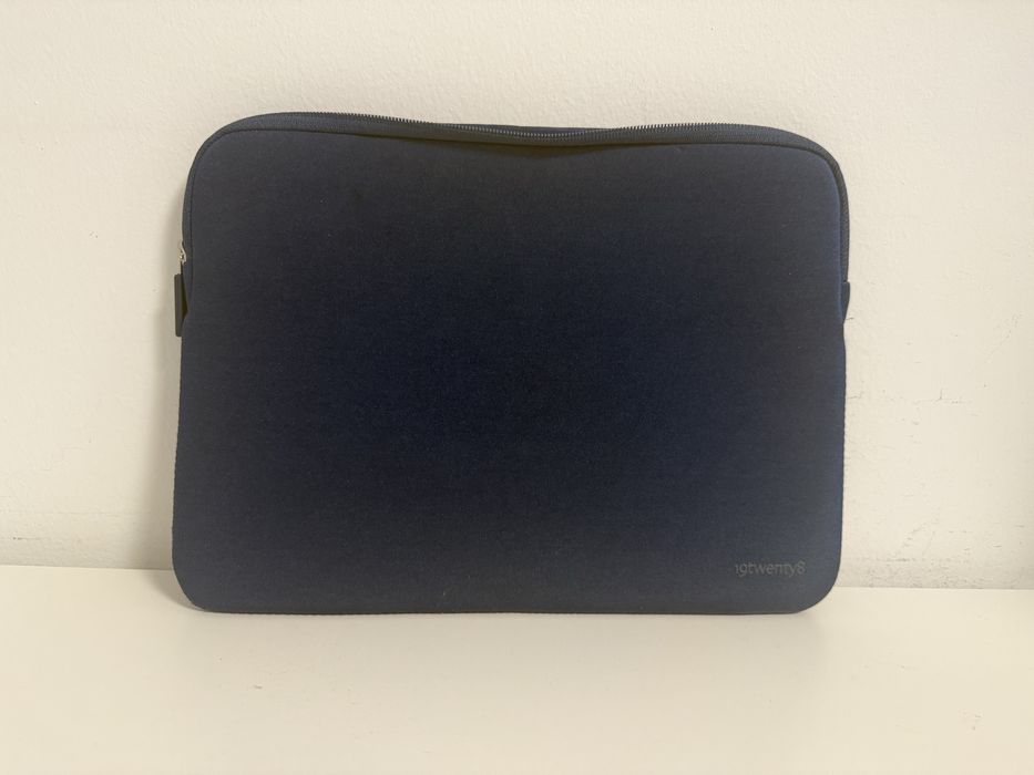 MacBook Air 13” 2019 Silver | 8GB RAM | 128GB SSD | Îngrijit | 1049 lei