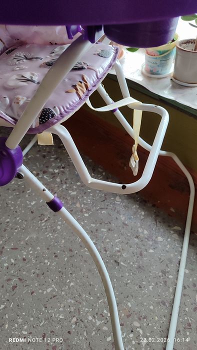 Продам стульчики детские