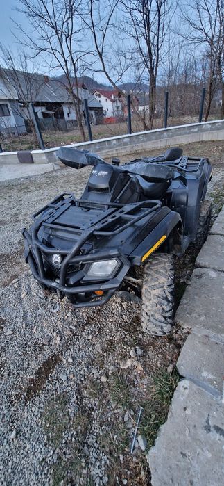 Vând Can Am outlander 800