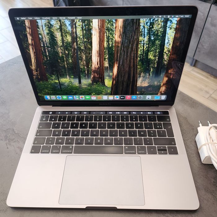 Amanet F28: Laptop MacBook PRO 2019 TOUCHBAR [L]