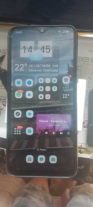 Продам  хонор X6b очень  хороший  телефон