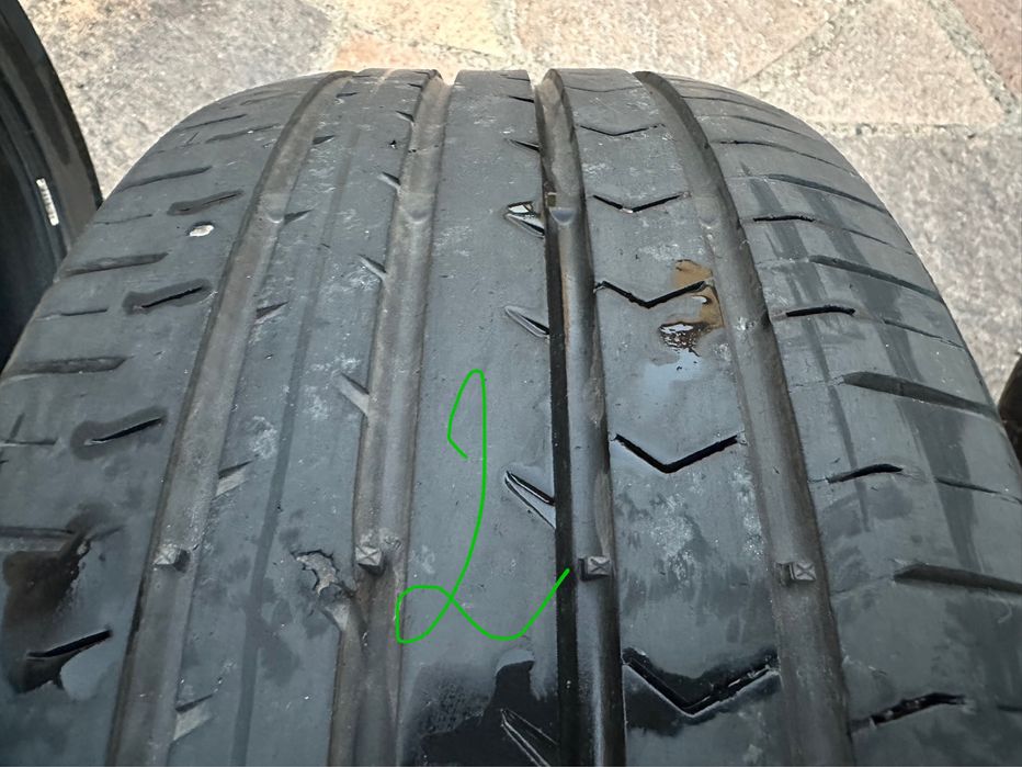 Шины 215/55/R17 Continental, б/у.