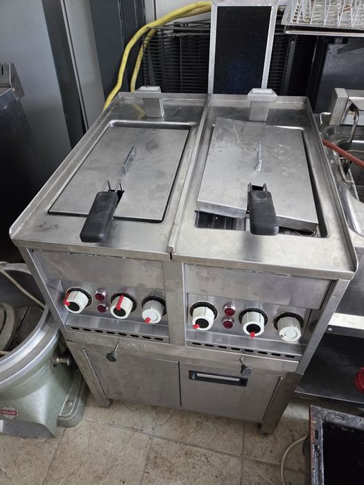 Friteuza dubla cu banc sau fara banc, electrica sau gaz