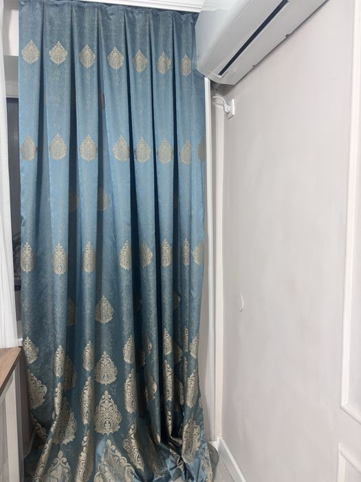 Продаеться шторы