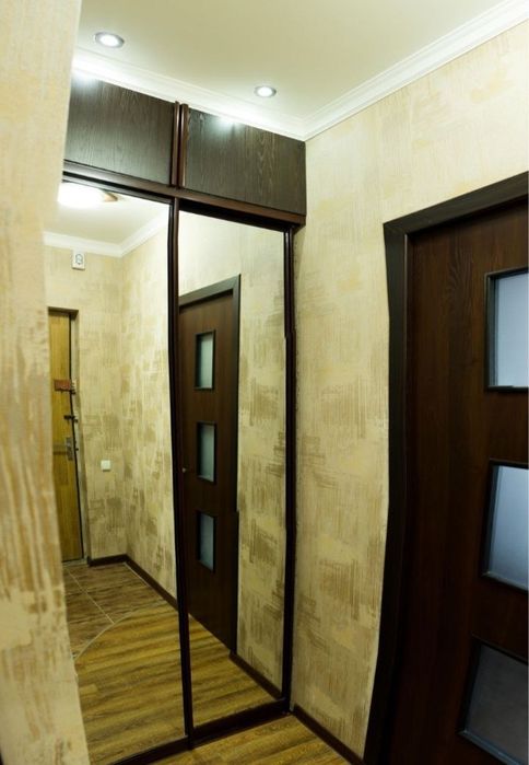 Сдается 2 комнатная со всеми удобствами на Феруза.