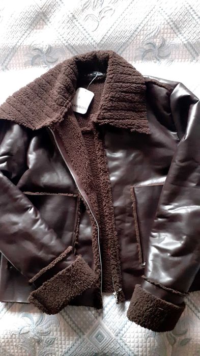 Яке от изкуствена кожа