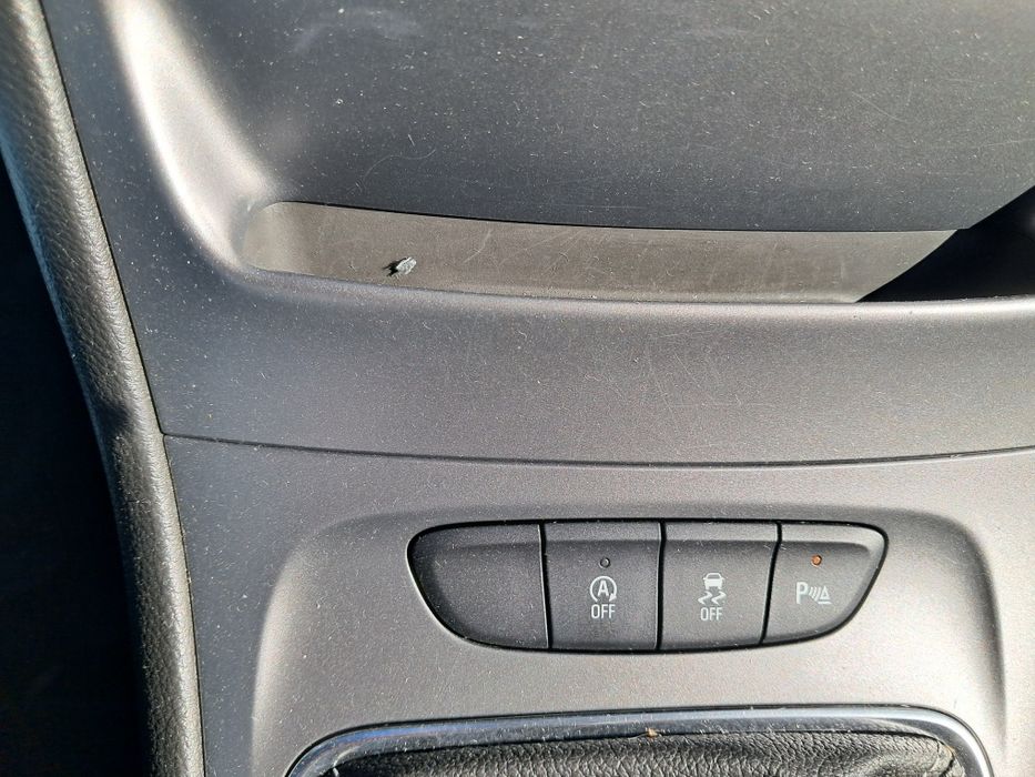 Vând Opel Astra K hatchback 1.6 diesel 110cp - mașina de week-end