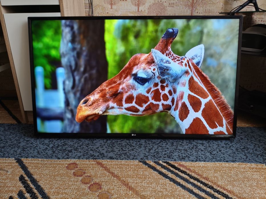ТВ "LG" 43"-109см Смарт Full HD