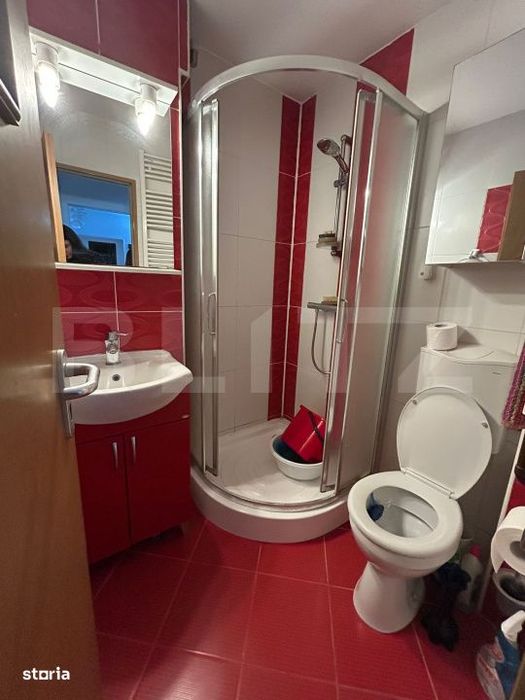 Apartament de vanzare – 4 camere, 85 mp, etaj 2, zona centrala