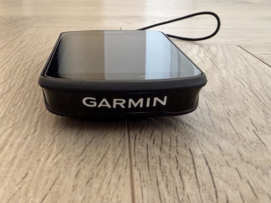 Garmin Edge 1030 велокомпьютер с GPS.