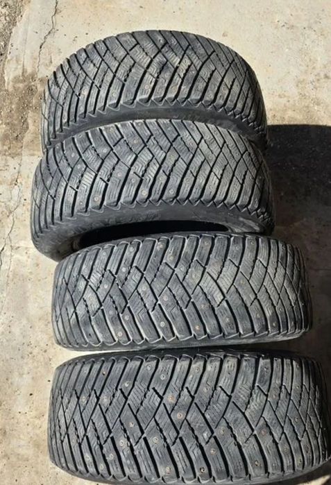 Продам зимние шины 215/60/16