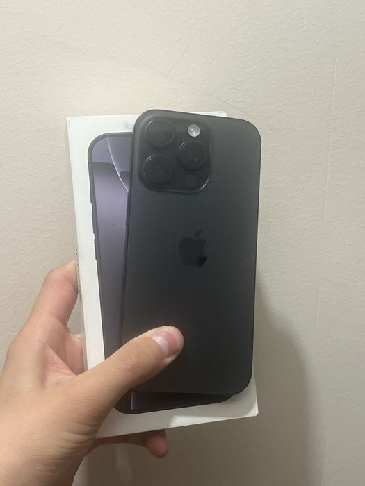 Iphone 16 pro без ремонтов.