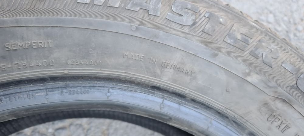 205/60/16 два баллона