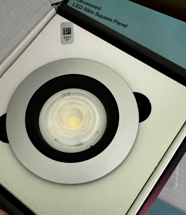 Philips hue луни цеетни