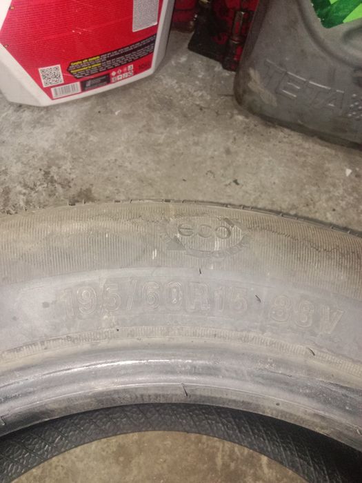 Продам комплет авто шин