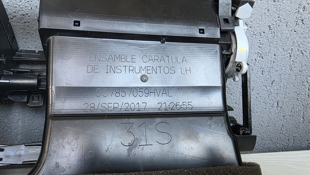 Grila ventilatie vw jetta 2017