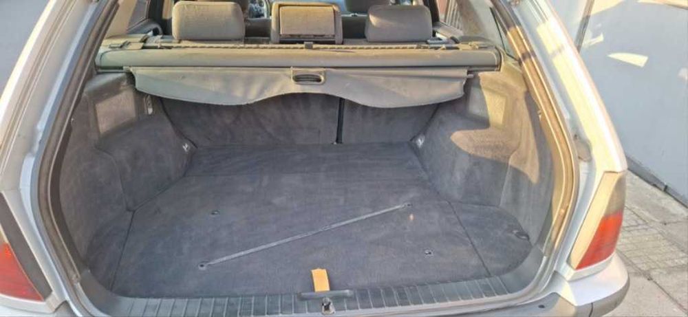 БМВ  Е46 3300 куб. Дизел- перфектна!