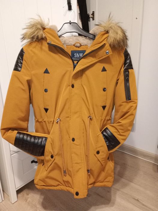 Geaca de iarna îmblănită