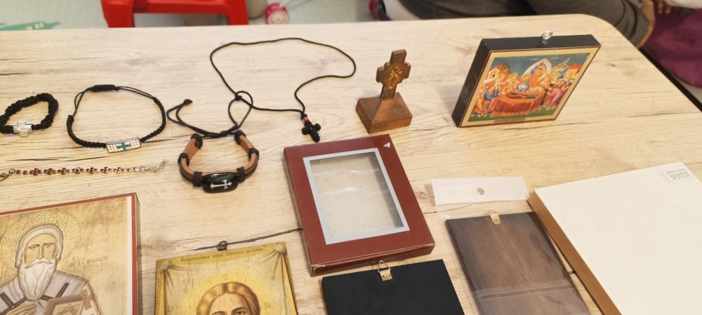 Icoane litografiate+metaniere tip brățară și multe altele