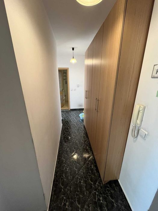 Дава се под наем Двустаен апартамент в София, Център - 70 кв.м за 575 € - Снимка #2