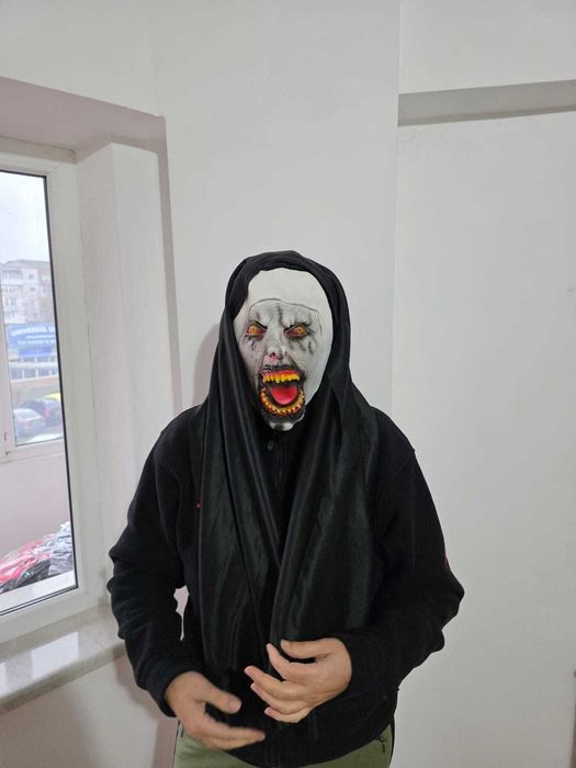 Masca horror Calugarita Thenun, de dama