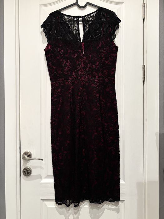 Официална рокля в цвят бордо