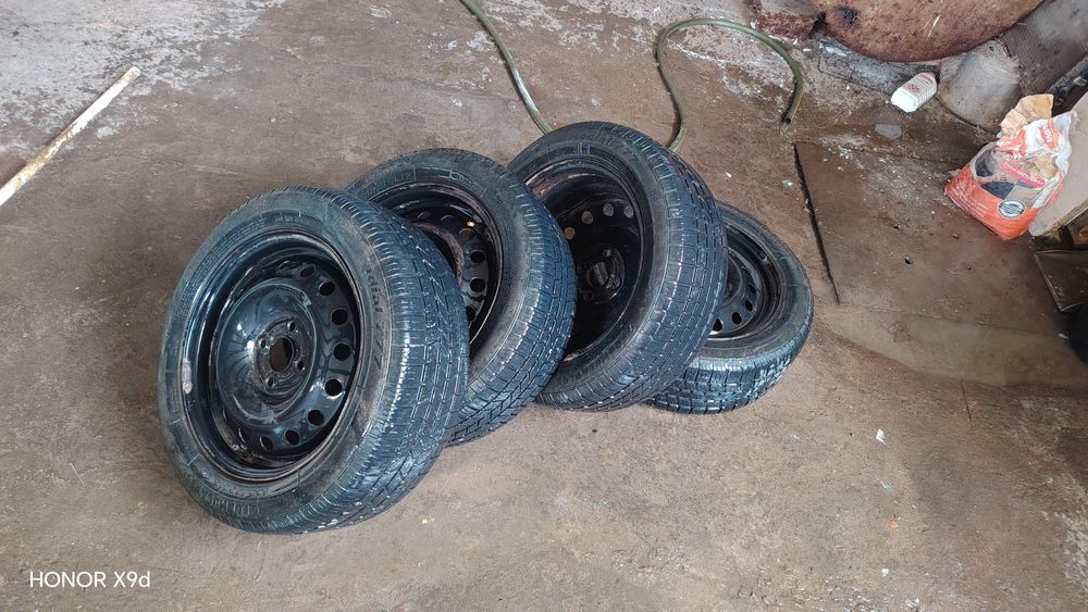 Продаю балоны размер 15