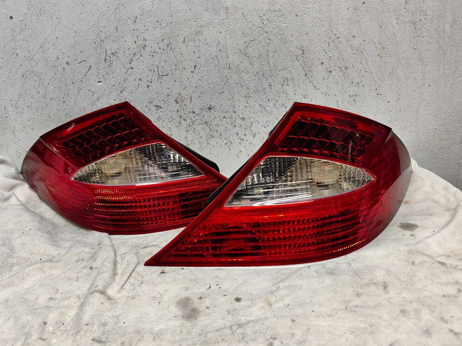 Оригинални стопове Мерцедес 219  Mercedes CLS 219 Led