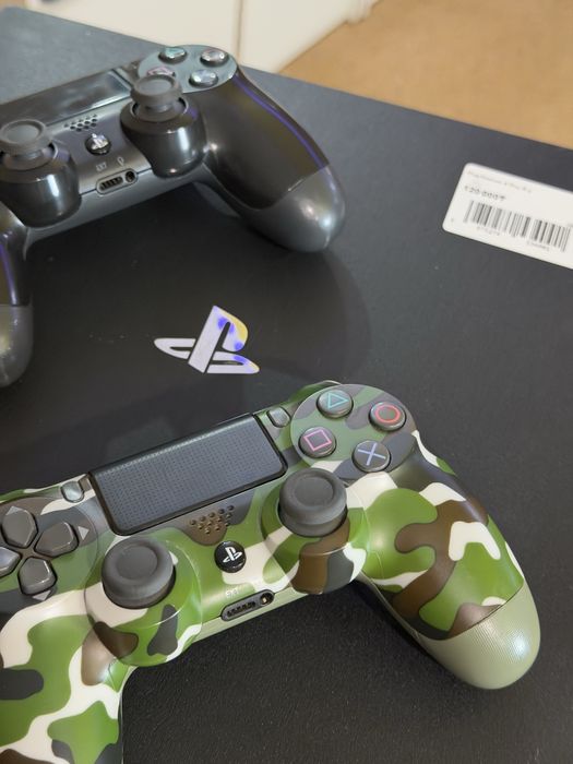 Sony Playstation 4 Pro + 9 игр в подарок. PS4 Pro 1TB