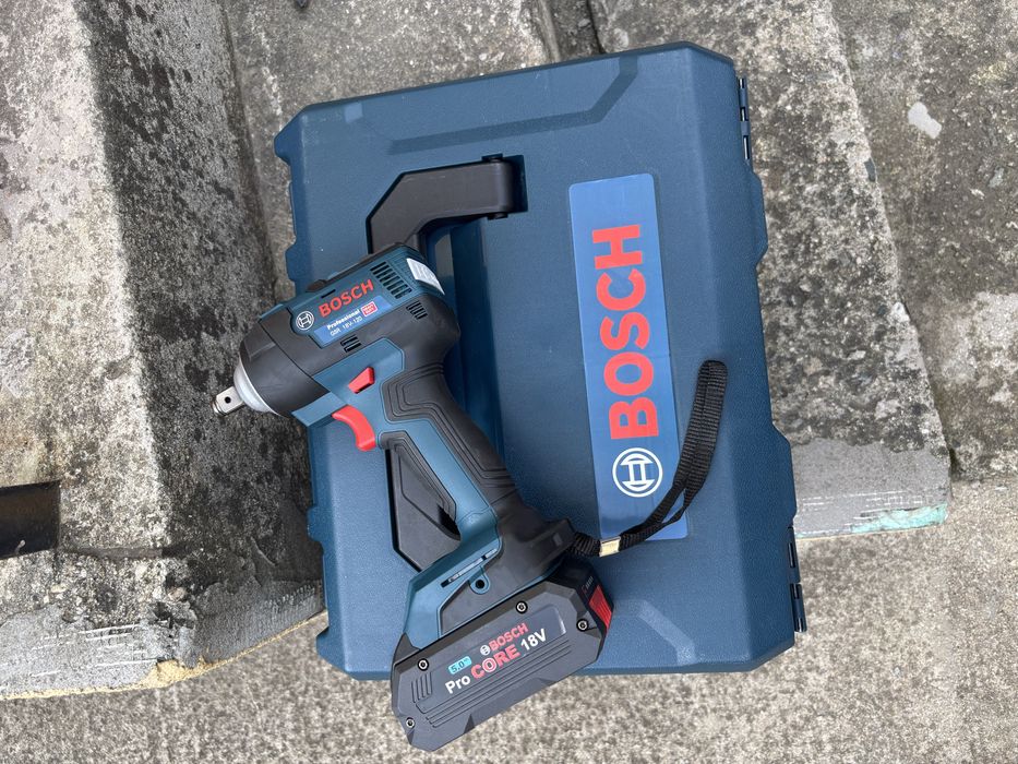 Комплект машини Bosch Professional + Milwaukee – гайковерт и ъглошлайфи