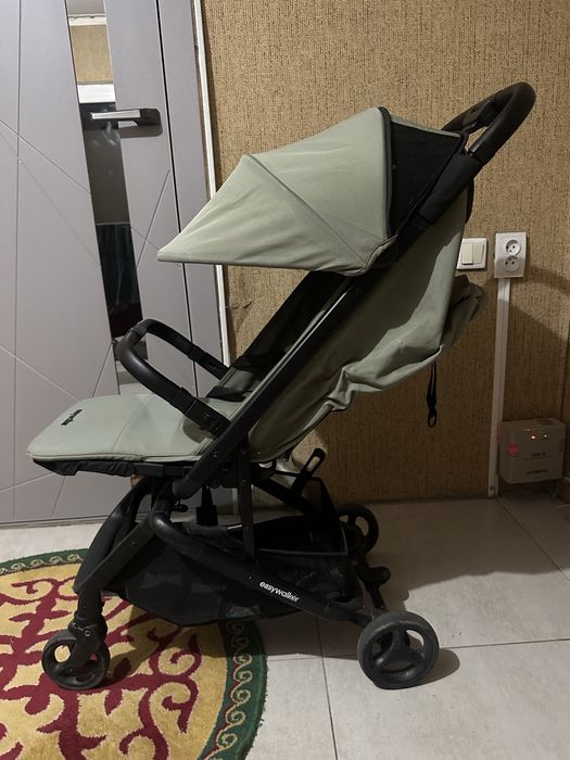 Продам коляску Easywalker