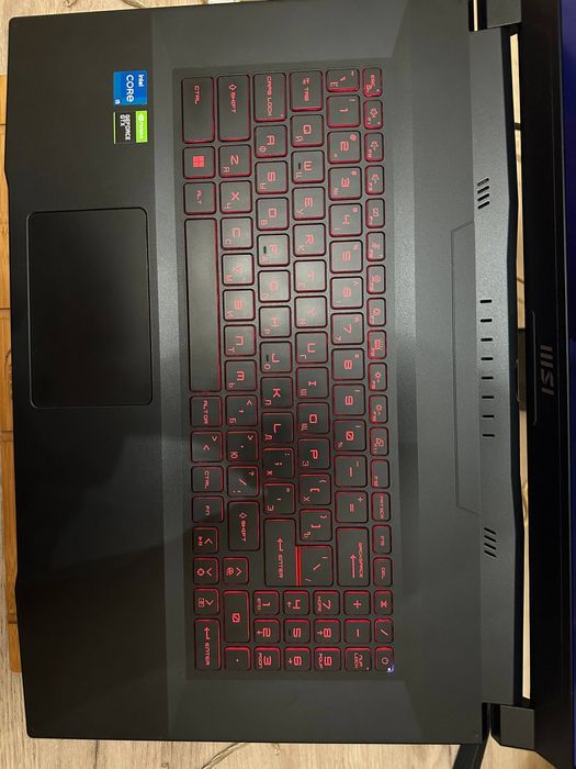 MSI Katana GF76 / i5 11400H / GTX 1650 / 1TB SSD