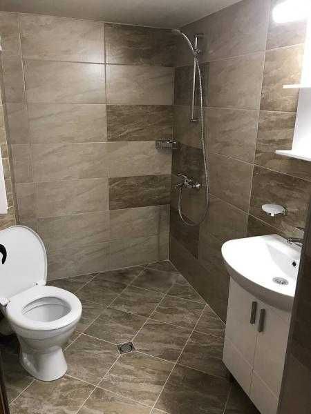 Дава се под наем Тристаен апартамент в Бургас, Сарафово - 60 кв.м за 498.27 € - Снимка #6