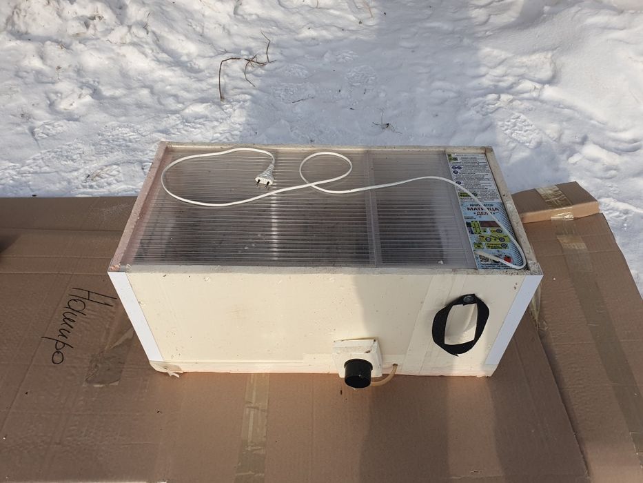 Продам инкубатор