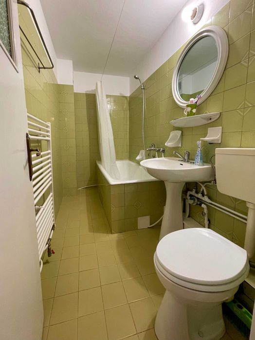 (PF) persoana fizica inchiriez apartament cu 2 camere pe str. Plopilor