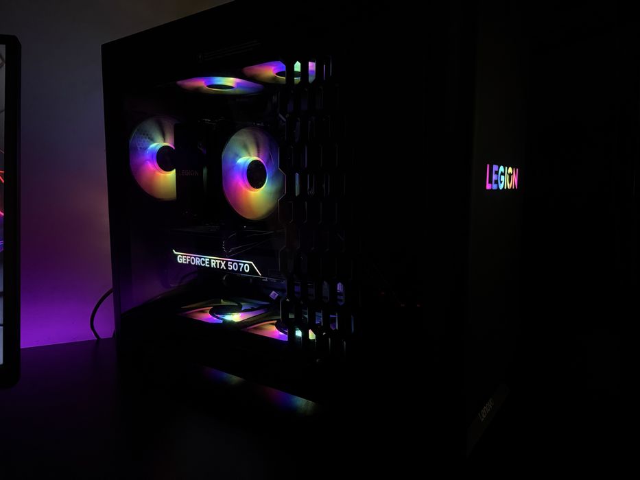 Setup Complet Pc Gaming Ryzen 7 RTX 5070 Monitor 610hz
