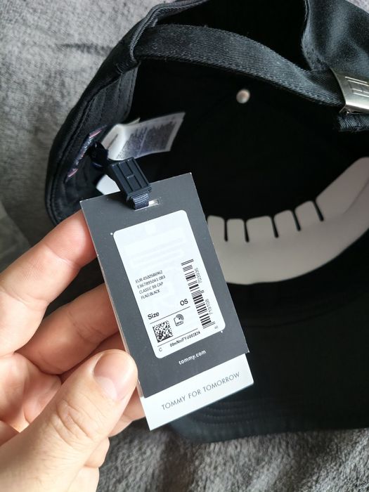 Tommy Hilfiger șapcă unisex culoare neagra mărime OS noua