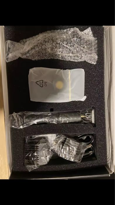 Kit Profesional Frizerie / Barbering 3 în 1 HIENA (Mașină Tuns, Trimmer Contur, Shaver)