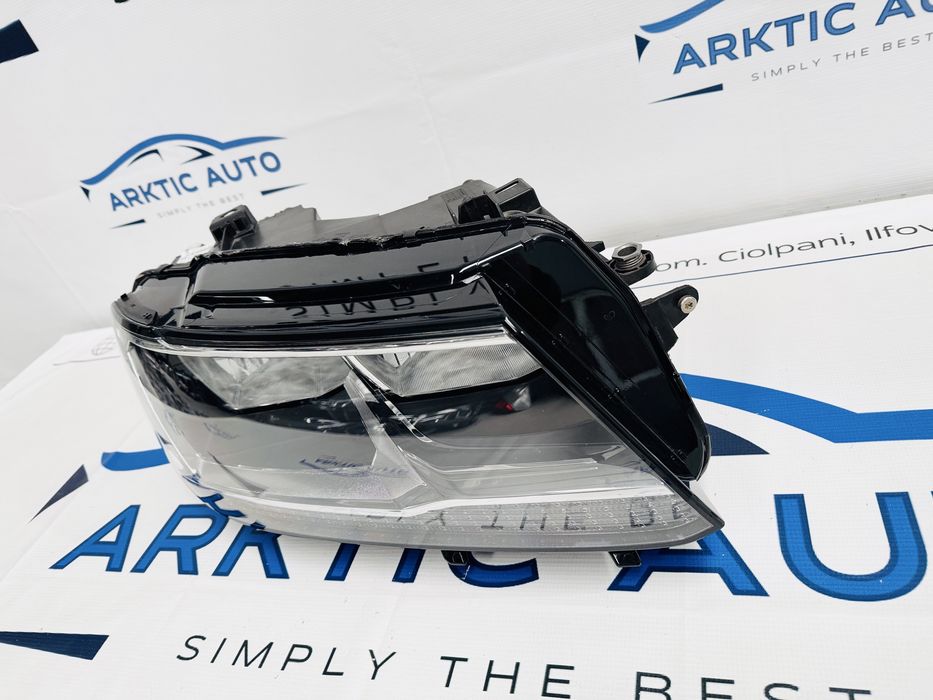 Far dreapta halogen VW Tiguan dupa 2016 cod 5NB941006B