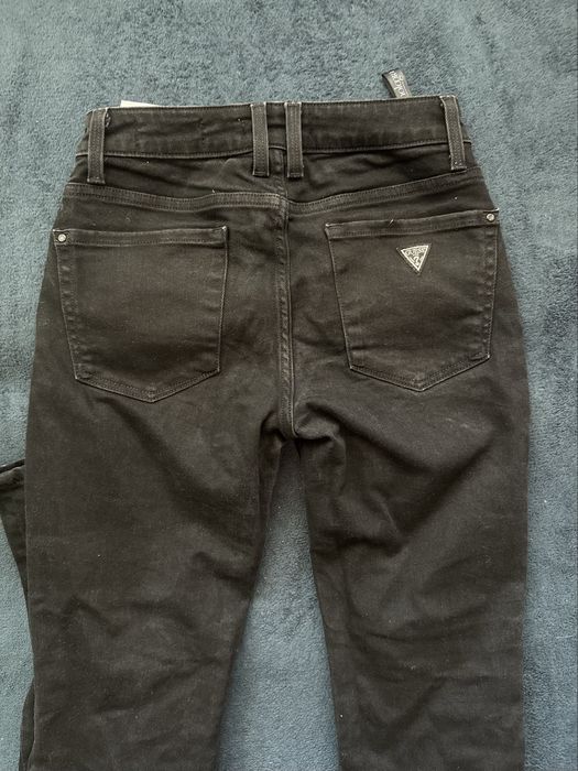 Blugi Guess negrii