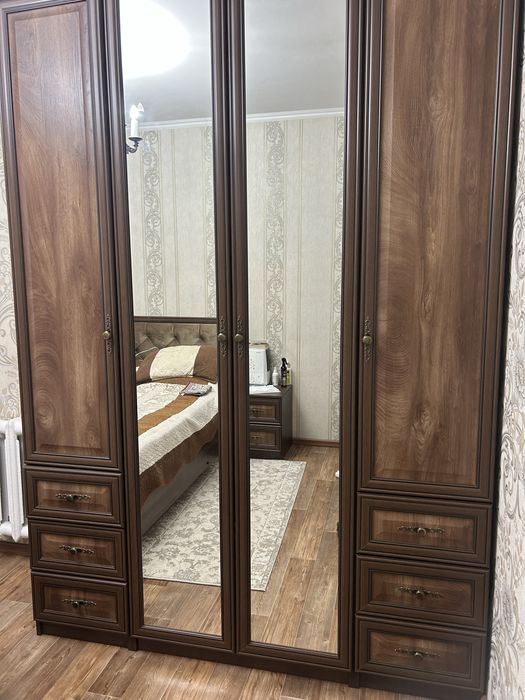 Спальный гарнитур