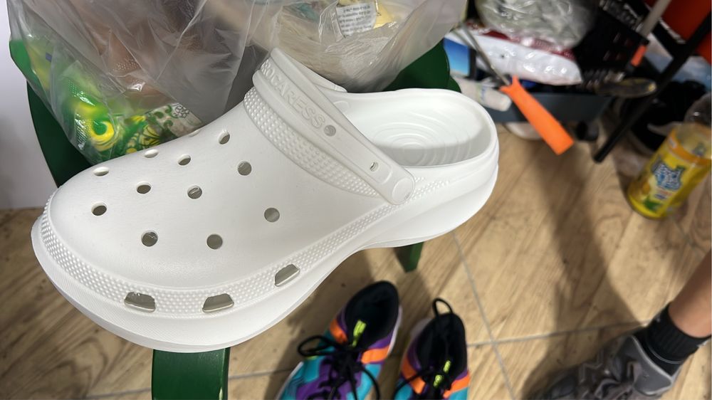 Кроксы белые 39-40 р