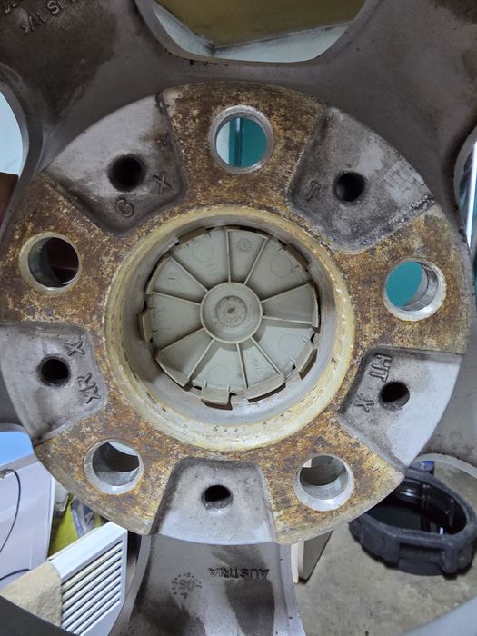 Срочна продам шины