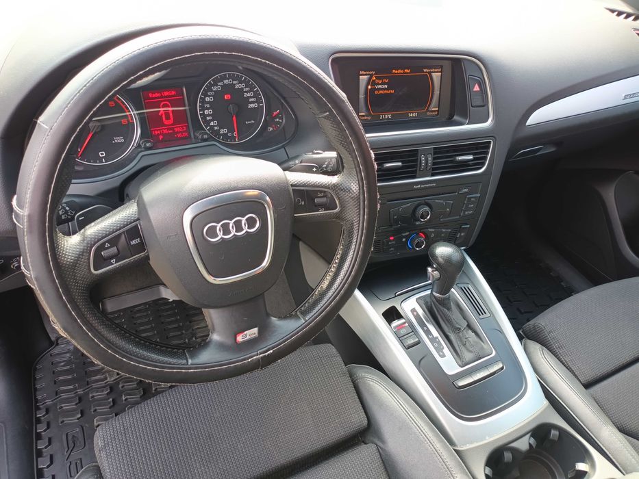 Audi Q5 S line Quattro 2.0 TDI S-Tronic