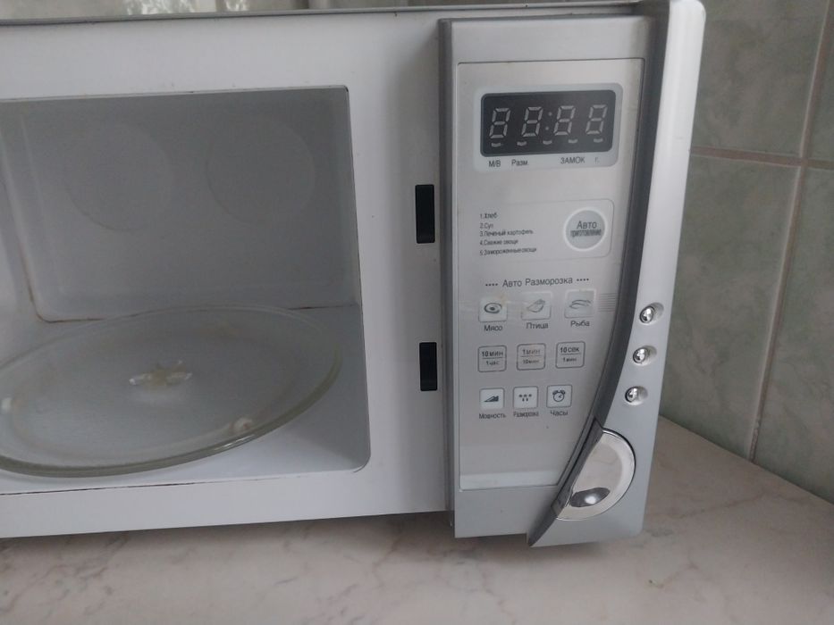 Микроволновка Daewoo