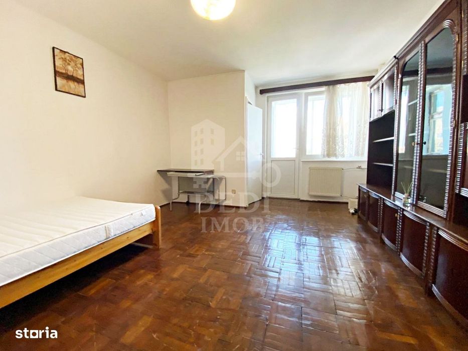 Apartament cu 1 camera de vanzare zona Decebal, Oradea