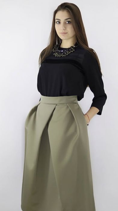 Продам вечерний комплект