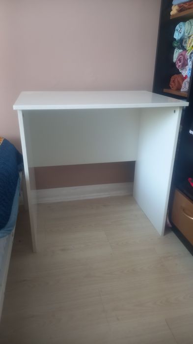 Кресло и стол  продам