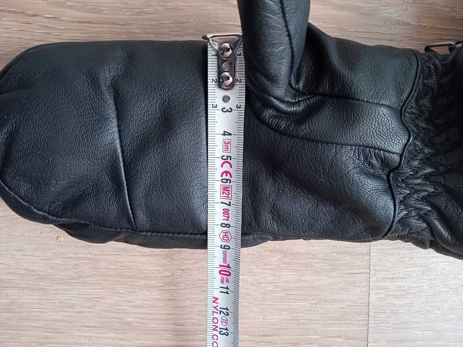 Salomon ръкавици и шапка естествена кожа и косъм