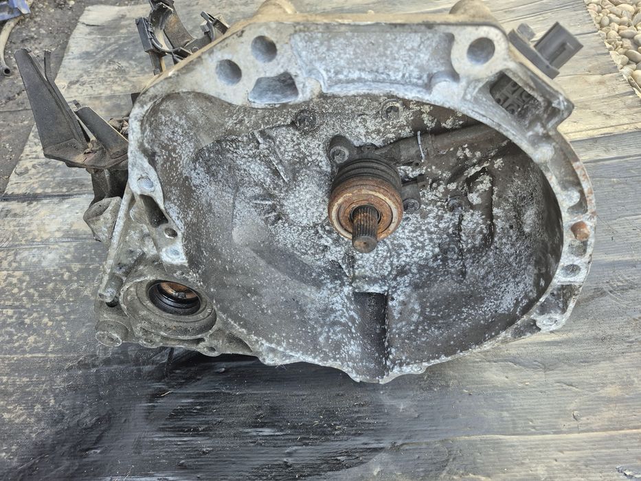 Cutie viteze Renault Clio/Symbol 1.5 dci Euro 4